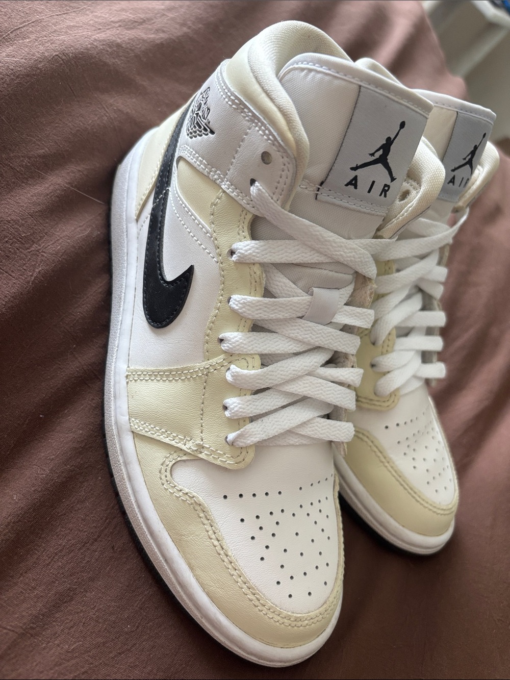 Women’s Coconut milk air Jordan Mid
